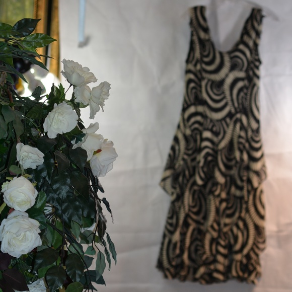 Signature Robbie Bee Beaded Layered Dress SZ 14 - Picture 8 of 8